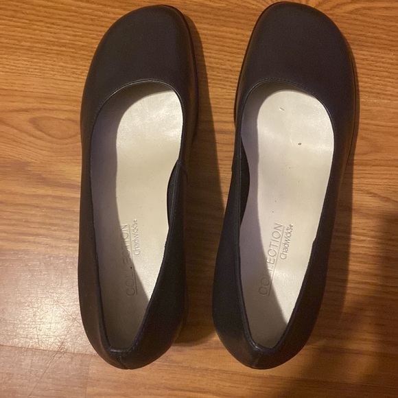 Chadwick’s Wide Heel Navy Loafers size 8 M (CC) - Picture 3 of 6